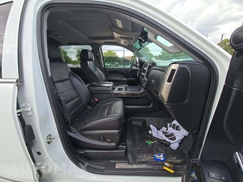 2015 GMC Sierra 3500 Denali HD Crew Cab Long Bed 5SA w/Built-In Wi-Fi DRW - miniatura 18