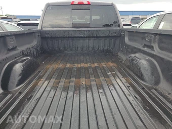 2015 GMC Sierra 3500 Denali HD Crew Cab Medium Bed 5SA - miniatura 16