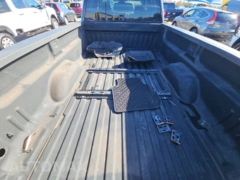2015 GMC Sierra 3500HD SLT Crew Cab Long Bed 4SA DRW - miniatura 16