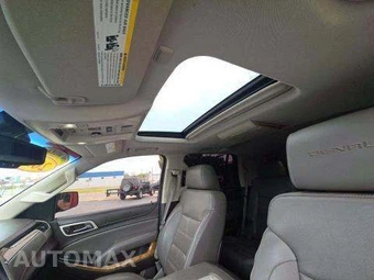 2015 GMC Yukon Denali 5SA – miniatura 12