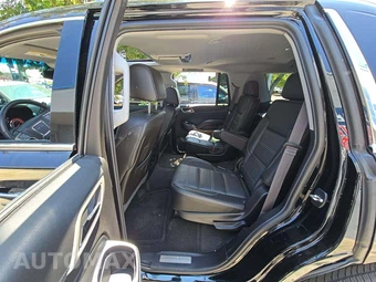 2015 GMC Yukon Denali 5SA - miniatura 13