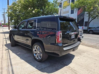 2015 GMC Yukon Denali 5SA - miniatura 2