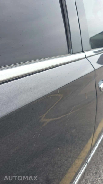 2015 GMC Yukon Denali 5SA – miniatura 29
