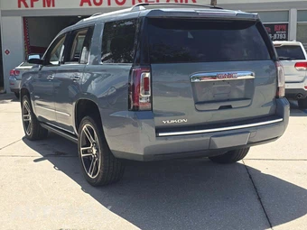 2015 GMC Yukon Denali 5SA - miniatura 2
