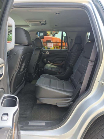 2015 GMC Yukon Denali 5SA - miniatura 10