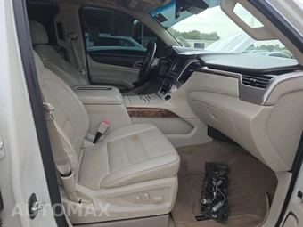 2015 GMC Yukon Denali 5SA – miniatura 8