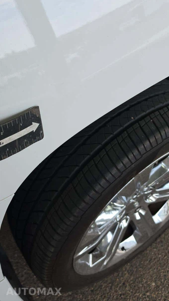 2015 GMC Yukon Denali 5SA – miniatura 20