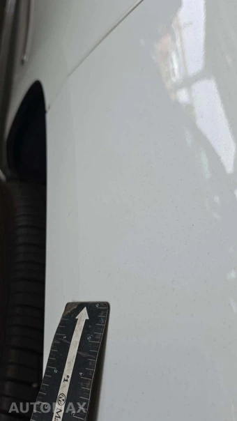 2015 GMC Yukon Denali 5SA – miniatura 28