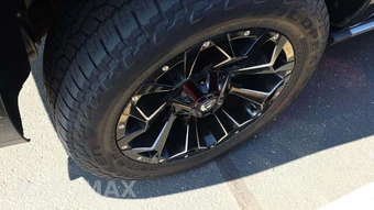 2015 GMC Yukon Denali 5SA – miniatura 33