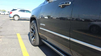 2015 GMC Yukon Denali 5SA – miniatura 40
