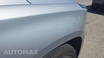 2015 GMC Yukon Denali 5SA – miniatura 9