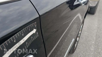 2015 GMC Yukon Denali 5SA – miniatura 25
