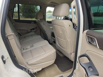2015 GMC Yukon Denali 5SA - miniatura 17
