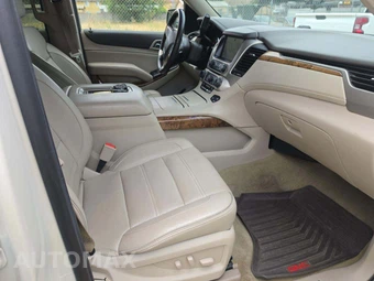 2015 GMC Yukon Denali 5SA - miniatura 19