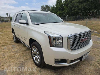 2015 GMC Yukon Denali 5SA - miniatura 4
