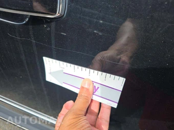 2015 GMC Yukon Denali XL 5SA - miniatura 24