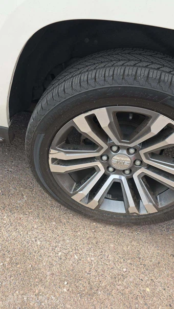 2015 GMC Yukon Denali XL 5SA - miniatura 24