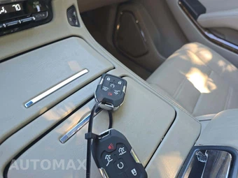 2015 GMC Yukon Denali XL 5SA - miniatura 8