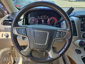 2015 GMC Yukon Denali XL 5SA – miniatura 10