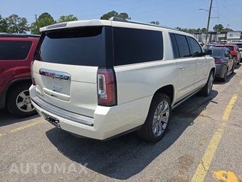 2015 GMC Yukon Denali XL 5SA – miniatura 4