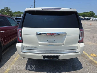 2015 GMC Yukon Denali XL 5SA – miniatura 5