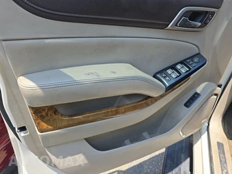 2015 GMC Yukon Denali XL 5SA – miniatura 9