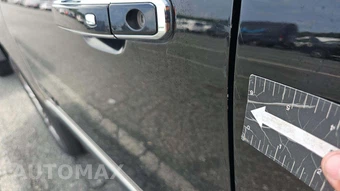 2015 GMC Yukon Denali XL 5SA - miniatura 31