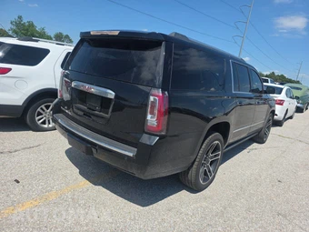 2015 GMC Yukon Denali XL 5SA - miniatura 4