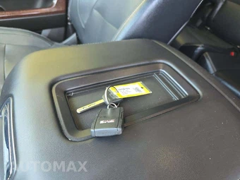 2015 GMC Yukon SLE 3SA - miniatura 8
