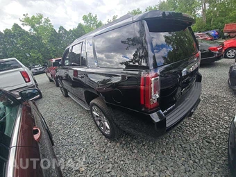 2015 GMC Yukon SLT 4SA – miniatura 2