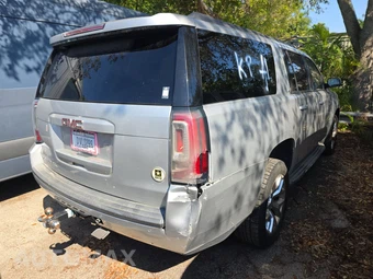 2015 GMC Yukon XL SLE 3SA - miniatura 4