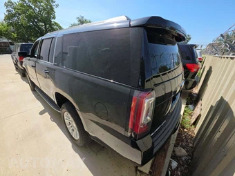 2015 GMC Yukon XL SLT 4SA – miniatura 2