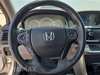 2015 Honda Accord Sedan EX-L - miniatura 10