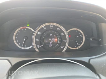 2015 Honda Accord Sedan LX - miniatura 17