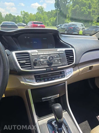 2015 Honda Accord Sedan LX - miniatura 10