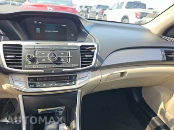 2015 Honda Accord Sedan LX - miniatura 11