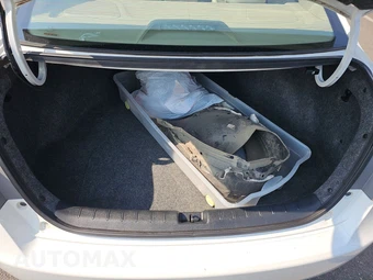 2015 Honda Accord Sedan LX - miniatura 16