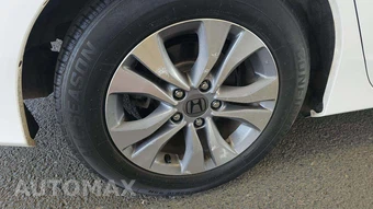 2015 Honda Accord Sedan LX - miniatura 24