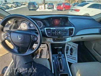 2015 Honda Accord Sedan LX - miniatura 11