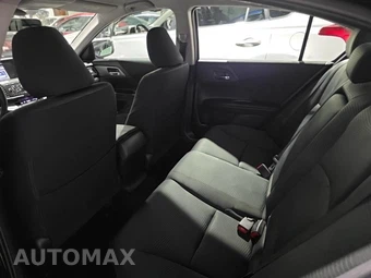 2015 Honda Accord Sedan LX - miniatura 16