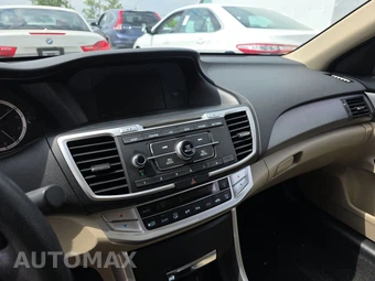 2015 Honda Accord Sedan LX - miniatura 11