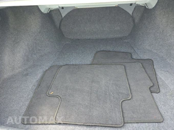 2015 Honda Accord Sedan LX - miniatura 16