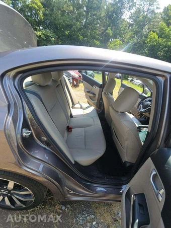 2015 Honda Civic Sedan EX-L - miniatura 16
