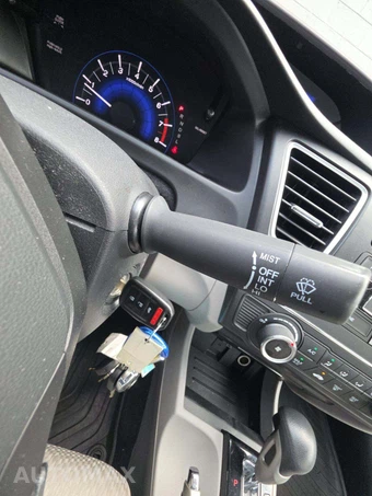 2015 Honda Civic Sedan LX - miniatura 8