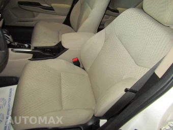 2015 Honda Civic Sedan LX - miniatura 10