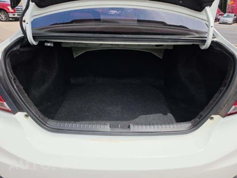 2015 Honda Civic Sedan LX - miniatura 14