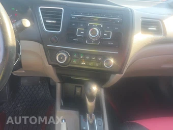 2015 Honda Civic Sedan LX - miniatura 11