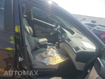 2015 Honda Civic Sedan LX - miniatura 8