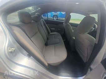 2015 Honda Civic Sedan LX – miniatura 16