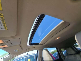 2015 Honda CR-V Touring - miniatura 11
